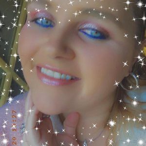 Meet your Posher, Candace